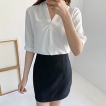 미스틱앤코 반팔 브이넥 블라우스