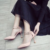 로니 버클 스틸레토힐