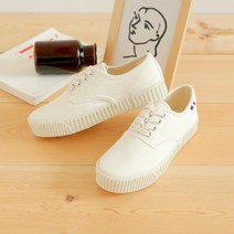 폴라니 스니커즈