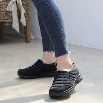 여성용 패딩 운동화 슬립온 방한 슈즈 피카브