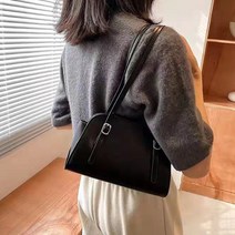 랜지 버클 스트랩 숄더백