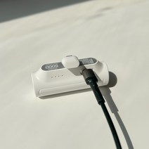 거치까지 일체형 초슬림 보조배터리 5000mAh C타입/8, C타입+고속충전케이블