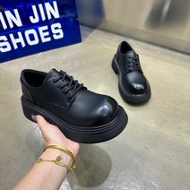 유럽 역 여성 신발 2023 가을 새로운 가죽 둥근 발가락 두꺼운 바닥 로퍼 여성의 큰 인형 머리 캐주얼 작은 가죽 신발