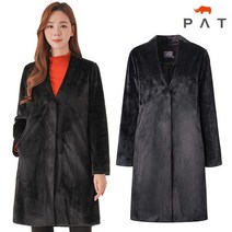 PAT 네크리스 블랙 페이크 퍼 코트