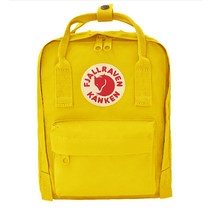 Fjallraven Kanken 클래식 백팩으로 데일리룩에 적합