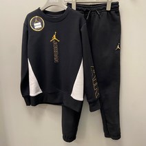 플레이키즈프로 조던키즈 조던주니어 2022 겨울신상! 기모소재**가격할인 홀리데이샤인맨투맨 팬츠세트(105~170)