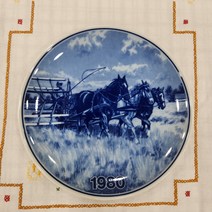 (엔틱/빈티지) 덴마크 토브스벤슨 TOVE SVENDSEN 1980 기념접시(마차 농장)
