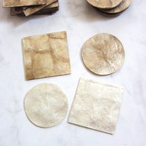 모이코 자개 티 코스터 컵받침 골드 화이트 조개 인테리어 소품 촬영소품 천연자개 쉘 받침대 트레이 책상컵홀더 위스키코스터 우드코스터 펄 감성소품 테이블컵홀더 라탄컵받침 발리소품, 화이트사각