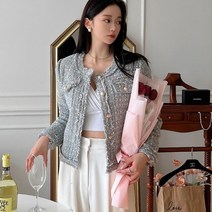가을 50대 중년여성 직장인 정장 오피스룩 결혼식 하객룩 노카라 체크 트위트 자켓