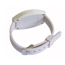 치매노인 미아방지 위치추적 2pcs 공황 단추 RF 433mhz SOS 팔찌 비상 버튼 노인 알람 시계 GSM 홈 보안 경, 한개옵션0