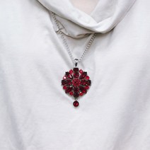 BNP 가을니트코디 스왈 레드 에메랄드 OR도금 가을선물 럭셔리 팬던트 고급 스왈 크리스탈 롱목걸이