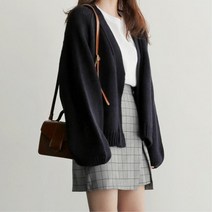 20대여성 간절기 숏 로브 니트가디건 여자가디건 미씨 여대생 사무실
