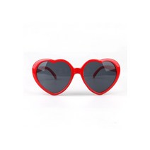 하트안경, 레드