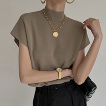 티셔츠 숏 반팔 데일리 정장 스타일 모던 오피스룩 반목 커리우먼 시크한