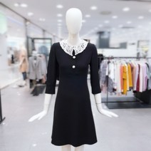 씨씨콜렉트 레이스카라 슬림핏 A라인원피스(E192MSE143)