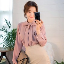 화이트블라우스 베이지칼라 와이셔츠 퀄리티 반팔셔츠 직업 오피스 드롭 드레이프 나비 결 흩날리다 있음 쉬폰 2320314107