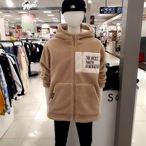 소이주니어 뉴코아논현점 20년겨울신상 ** 50%세일 유행스타일 남녀공용 절개배색 양털 플리스 후드 점퍼 베이지