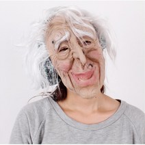 연극 공연 코믹 변장 할머니가면 사랑스러운느낌 무대