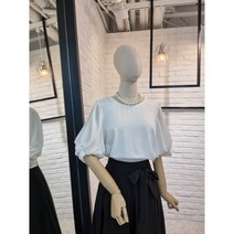 [반다리] 주름 퍼프소매 꼬임 티블라우스