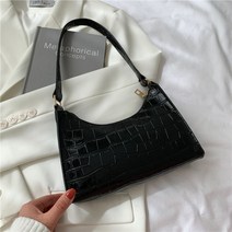 악어패턴 합성가죽 미니 숄더백