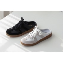 고급수제화 가죽포인트선 뮬스니커즈(화이트 블랙/230-250) 독일군 블로퍼. 상품이므로 교환 환불 불가하니 구매에 신경써주시기 바랍니다.