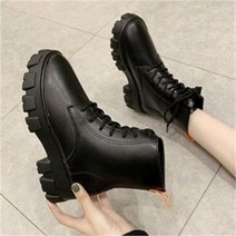 가을 코디 연예인 패션 여성 패션워커 에나멜워커 투박한 통굽워커 블랙 서현