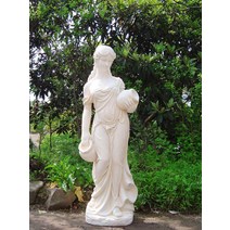 행운의 여신 분수 조각상 연못 오줌싸개 동상, 왼손 항아리