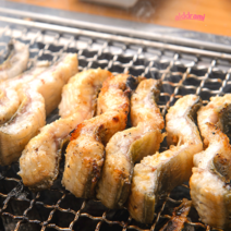 국산 2일숙성 최고급 자포니카 민물장어 1kg 손질 초벌구이 비법소스+양파깻잎절임+생강채, 최고급 장어 2미 1kg 손질초벌, 1개