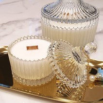 루셀리아 메리고라운드 소이캔들 250ml, 1개, 잉글리쉬 페어 & 프리지아-면심지