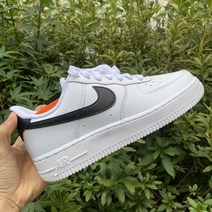[국내매장판] 나이키 에어포스1 흰검 우먼스 DD8959-103 Air Force 1