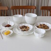블룸엣홈 플라워가든 4인 식기홈세트 18P, 단품, 화이트, 공기 4p + 대접 4p + 찬기볼 소 2p + 찬기볼 중 2p + 찬기볼 대 + 접시 소 2p + 접시 중 2p + 접시 대