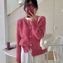 [랜덤플레이] 라운드넥 스위트 진주 버튼 포켓 니트 가디건