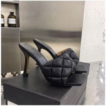 예쁜 가죽 유치원 9cm 웨지힐 빅사이즈 여성 여자 퉁굽 웨지 키높이 슬리퍼 실내화 푹신한 통굽힐 슈즈 토 오픈