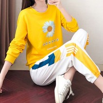 [이꾸띠] 에트시테 여성 봄 가을 노카라 스판 플라워 레터링 맨투맨+허리밴딩 띠배색 바지 캐주얼 트레이닝 세트