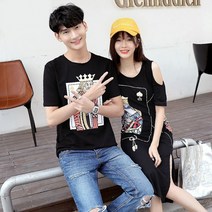 휴양지커플룩 성인 커플 시밀러룩 착용 여름 옷 트렌드 빨간색 반팔 티셔츠 남성 여성 틈새 디자인 한 드레스 스커트