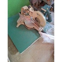 일본산 중고 마끼다 12인치 슬라이딩각도절단기 LS1212, 1개