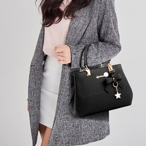 비앤에이치스타일 플라워 키링 사각 크로스 토트백 가방 557