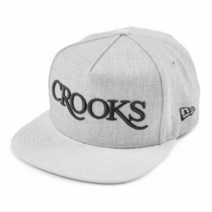 가방팝 크룩스앤캐슬 Strapback Cap Thuxury Serif