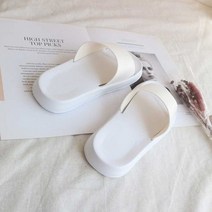 제이스토어 / 심플한 바닷가 코디 슬리퍼 패션 흰색 신발 사무실화