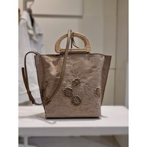 올리비아로렌 NEW. 자수포인트 토트백 VYCUBYM4211