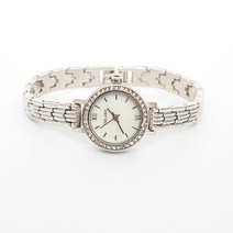 저비샵 여자 학생 손목 시계 CY114 단아하고 청순한 룩