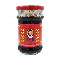 왕부정 중국식품 로우깐마 고추기름볶음 소고기맛 소스 밀봉