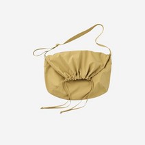 유니클로 U 드로우스트링 숄더백 베이지 Uniqlo U Drawstring Shoulder Bag Beige