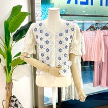 [대구백화점SG] F23B54407_뜨개질 꽃 자수 펀칭 가디건