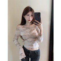 순욕 슬림 홀터 일자 어깨 긴팔 티셔츠녀