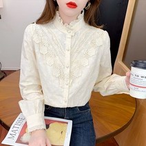 뉴욕멋쟁이 자수플라워 하이넥 블라우스