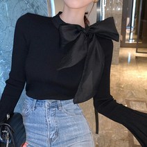 [랜덤플레이] 나팔 소매 리본넥 포인트 골지 니트