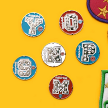 보드미 필드볼마커 이니셜 볼마크 필드 홀인원 소품 골프 햇클립 기념품, S4-12(Y)