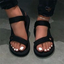 여성여름샌들 키높이 크룩스 야외 비치 슬리퍼 2022 새로운 봄 새로운 소프트 슬립 미끄럼 방지 폼 단독 내구성