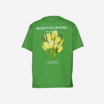 우영미 플라워 프린트 백로고 티셔츠 그린